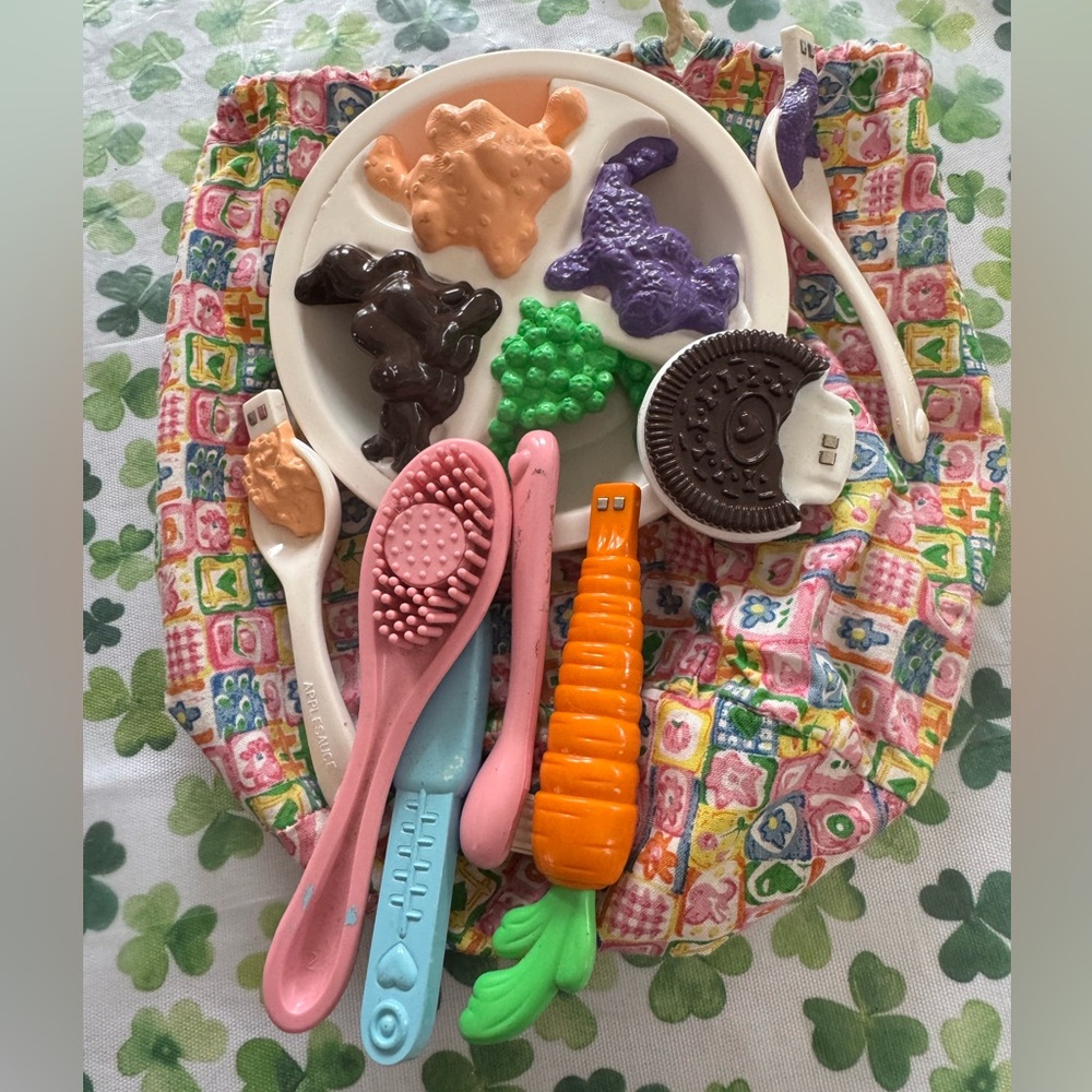 Vintage Amazing Amy Replacement Pieces Bag Spoons Food Carrot Toothbrush Oreo